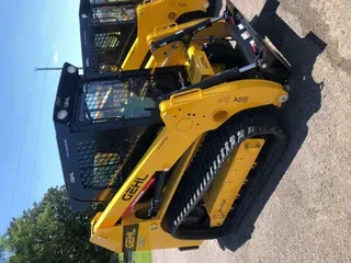2022 GEHL RT215