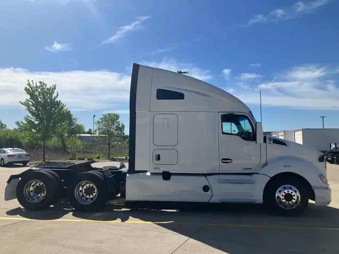 2022 Kenworth T680