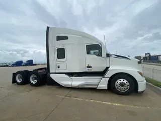 2021 KENWORTH T680