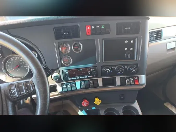 2021 KENWORTH T680