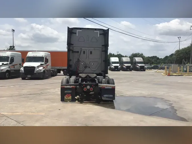 2024 Freightliner Cascadia