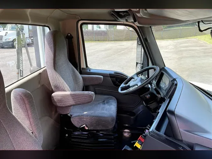2021 INT LT625 6x4