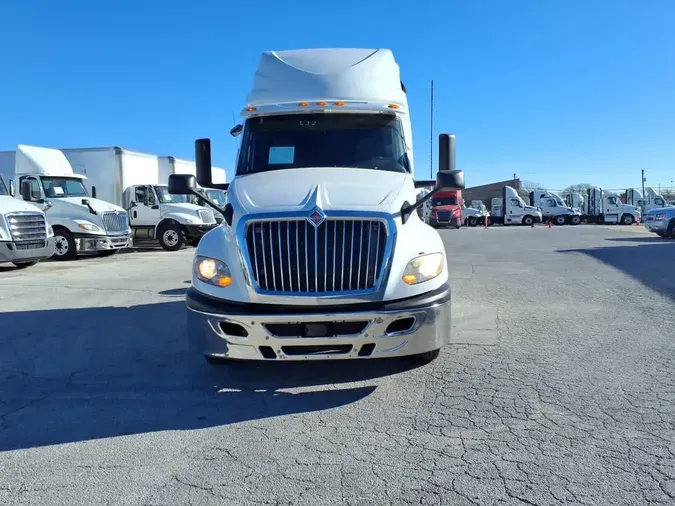 2019 NAVISTAR INTERNATIONAL LT625 SLPR CAB