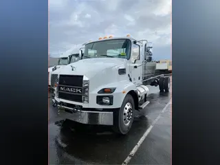 2024 MACK MD6
