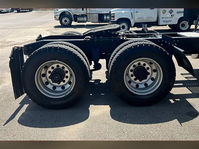 2021 INT LT625 6x4