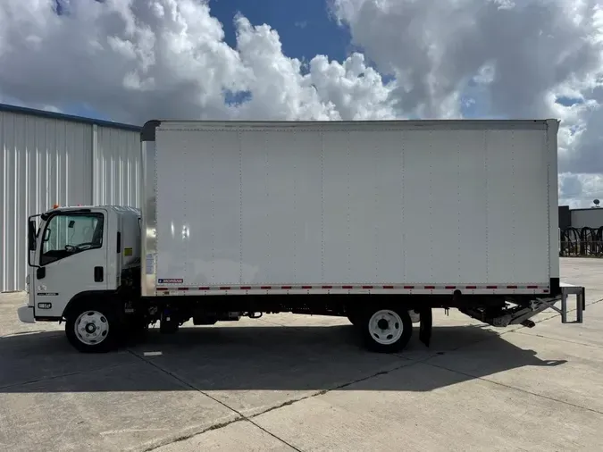 2024 Isuzu NRR