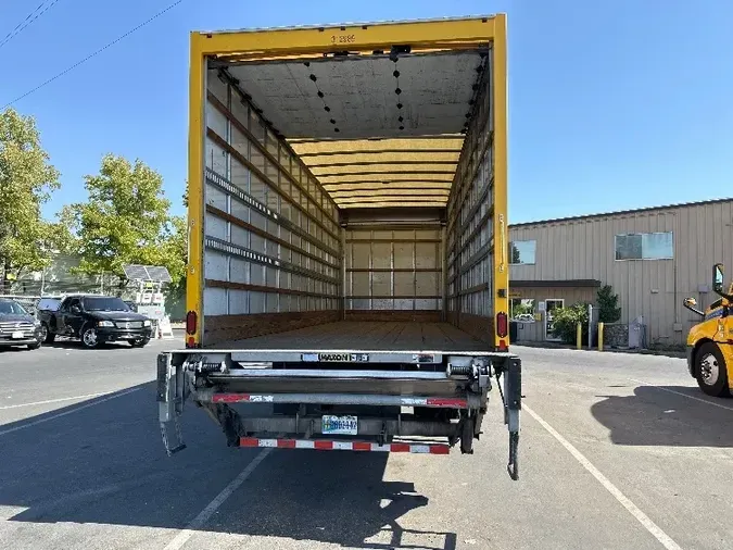 2018 Freightliner M2