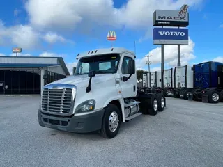 2017 FREIGHTLINER CASCADIA 125