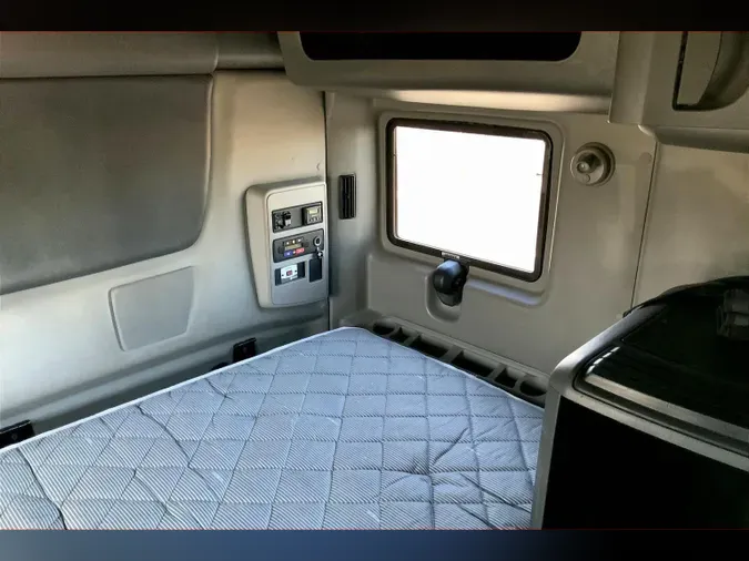 2023 INT LT625 6X4