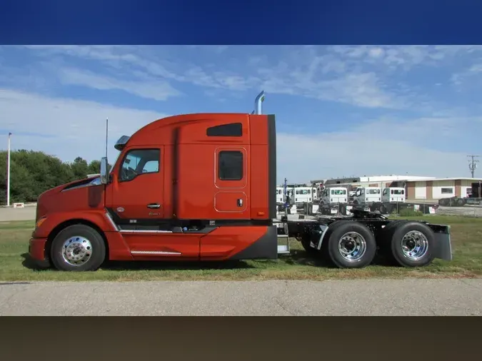 2025 Kenworth T680