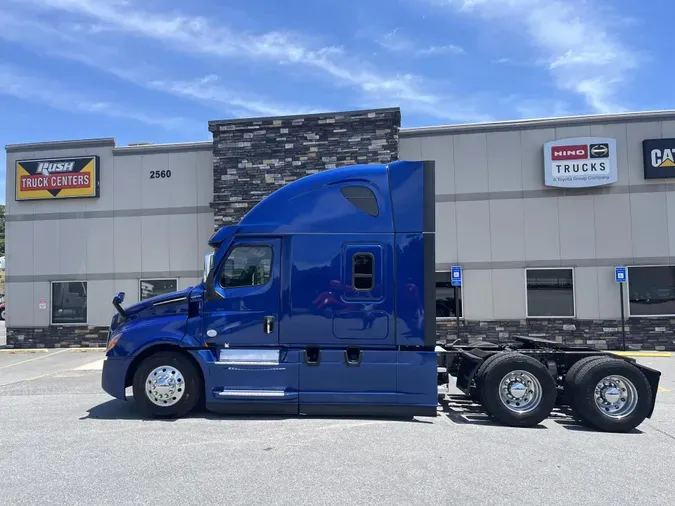 2023 Freightliner Cascadia