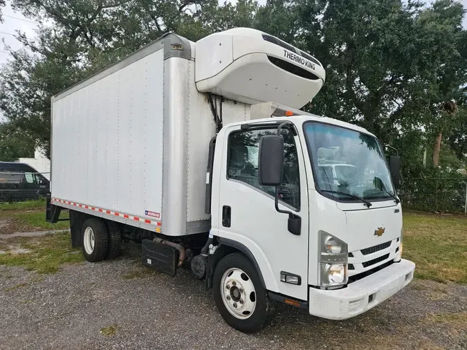 2021 ISUZU NQR