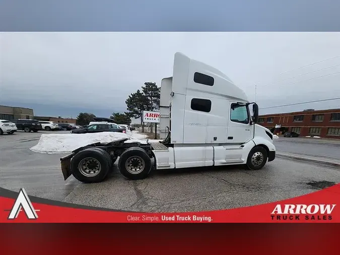 2021 VOLVO VNL64T760