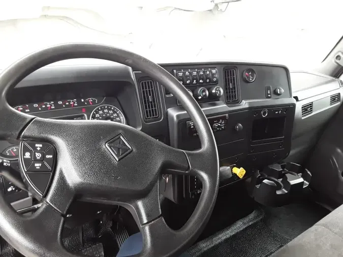 2020 NAVISTAR INTERNATIONAL MV607 (4X2)