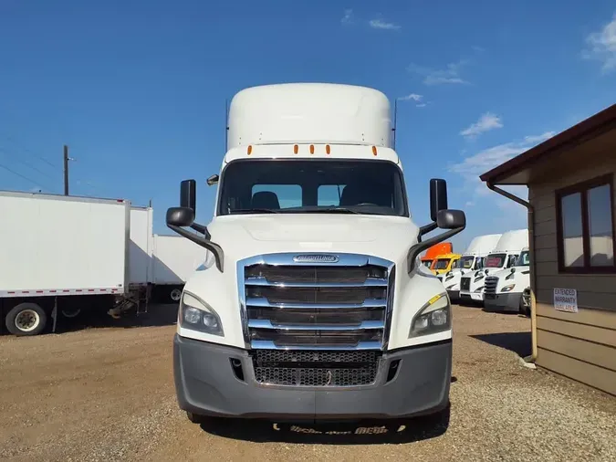 2019 FREIGHTLINER/MERCEDES NEW CASCADIA 116