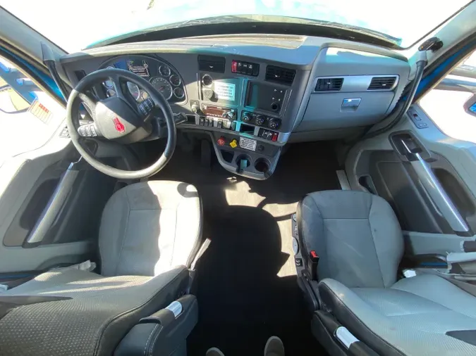 2021 Kenworth T680