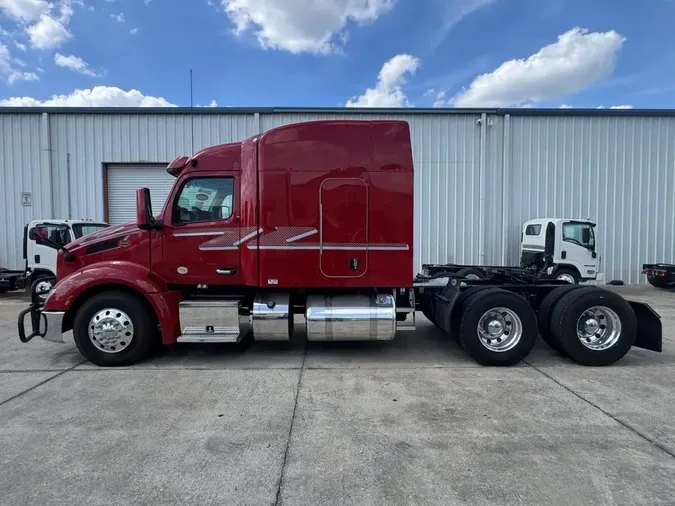2022 Peterbilt 579