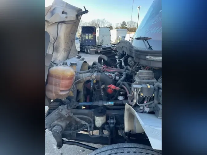 2019 NAVISTAR INTERNATIONAL 4300