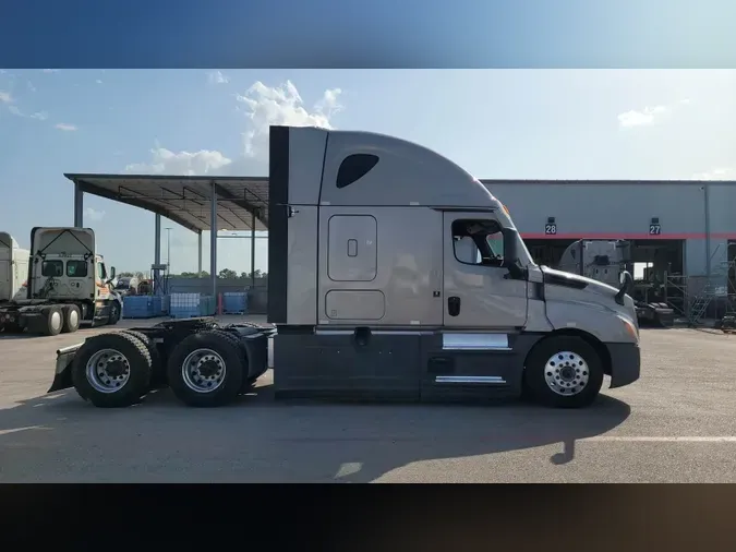 2024 Freightliner Cascadia