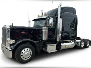 2022 Peterbilt 389