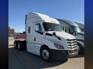 2022 FREIGHTLINER CASCADIA 116