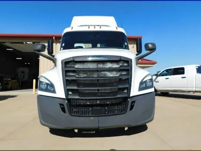 2019 Freightliner Cascadia 126 Day Cab