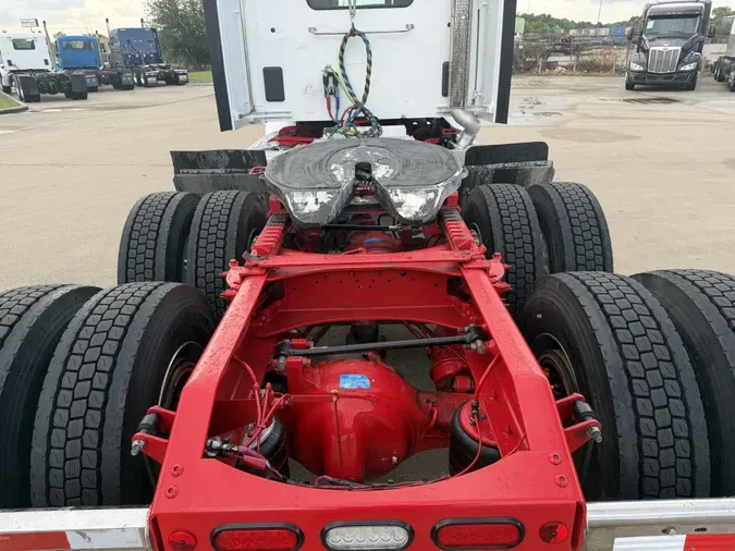 2023 Peterbilt 567