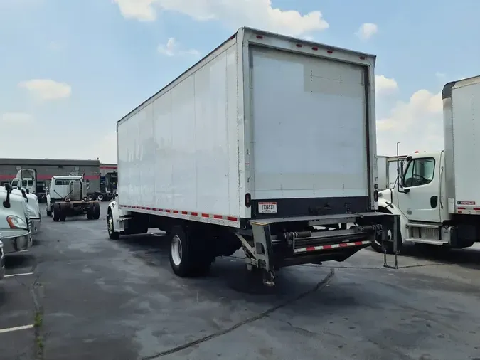 2019 FREIGHTLINER M2 106