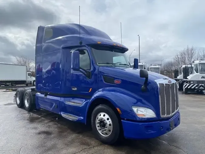 2022 Peterbilt 579