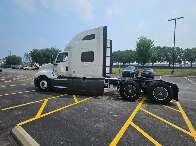 2023 International LT625