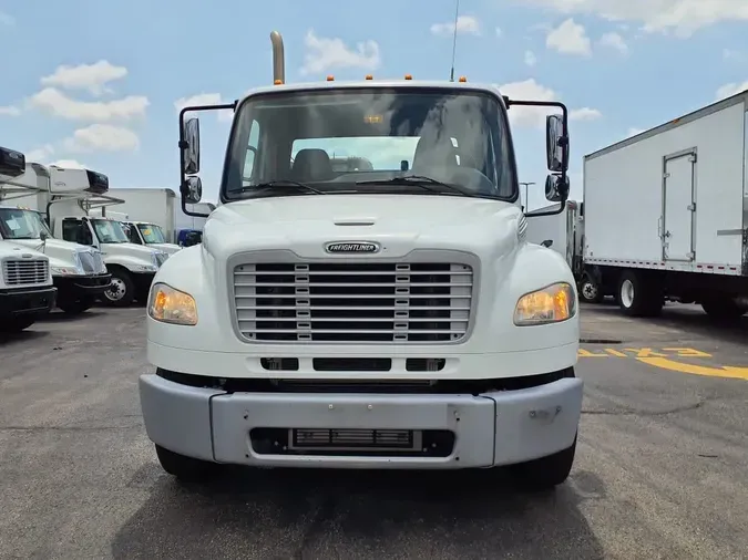 2017 FREIGHTLINER M2 106