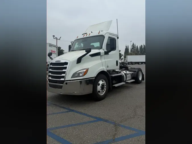 2020 FREIGHTLINER/MERCEDES NEW CASCADIA 116296aff7aaf2d448fc37e8093c2cf9c32