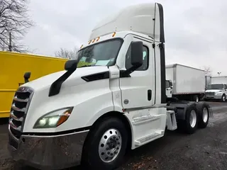 2021 FREIGHTLINER/MERCEDES CASCADIA PX11664ST