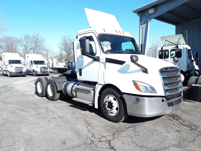 2020 FREIGHTLINER/MERCEDES NEW CASCADIA PX12664