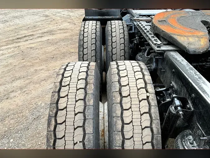 2021 INT LT625 6x4
