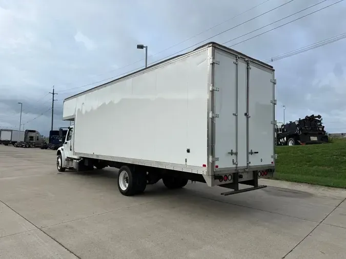 2020 Freightliner M2 106