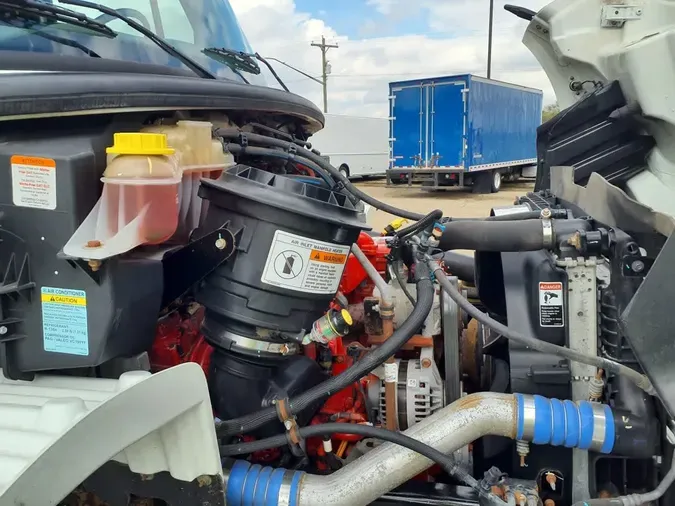 2022 FREIGHTLINER M2 106