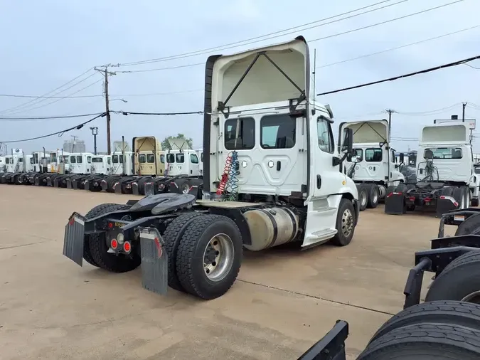 2019 FREIGHTLINER/MERCEDES CASCADIA 1132977c0403d12df7ea162f32e7d2ce215