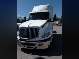 2018 Navistar International LT625 SLPR CAB