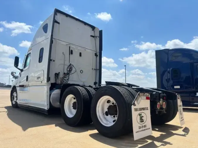2020 Freightliner New Cascadia 126297ab3f8f054039a7ebeb9ee447f3259