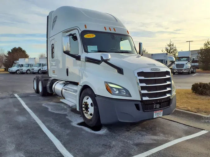 2019 FREIGHTLINER/MERCEDES NEW CASCADIA PX12664