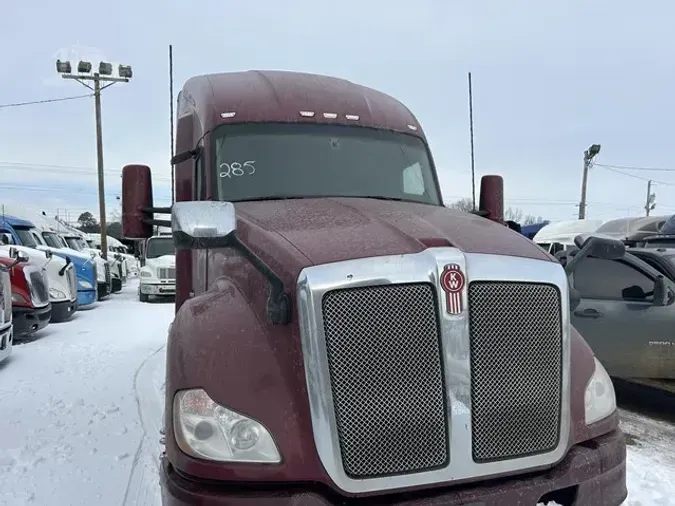 2022 KENWORTH T680