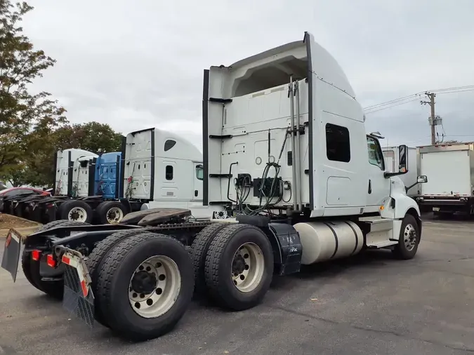 2019 NAVISTAR INTERNATIONAL LT625 SLPR CAB