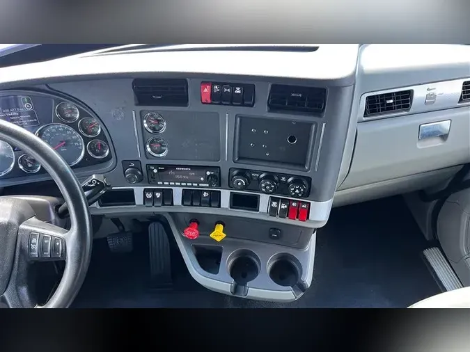 2021 KENWORTH T680298014775c99f7d6c3bc4e349061e4f7