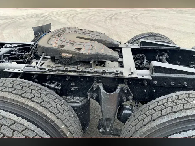 2019 INT LT625 6x4