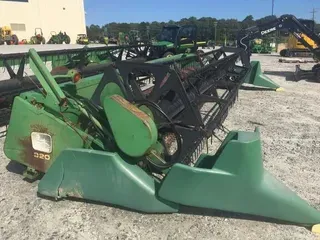 1996 John Deere 920