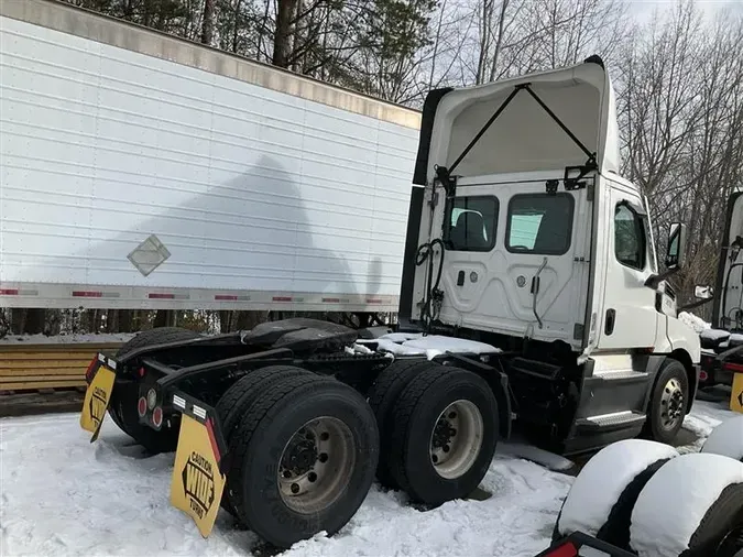 2021 FREIGHTLINER CA1262983c46f54db41d9fdc8e68e493306fa