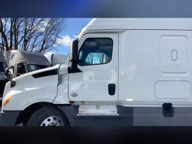 2020 Freightliner Cascadia 1262988142fdfb3a9be3eb2dcca1302f644