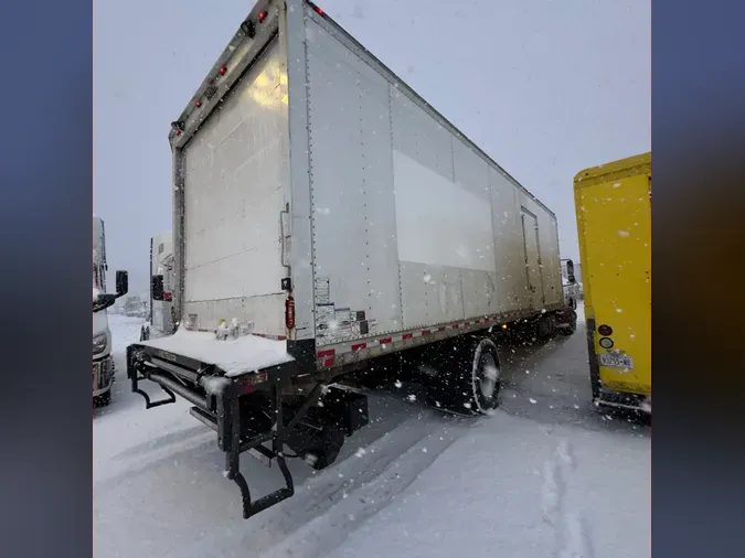 2019 FREIGHTLINER/MERCEDES M2 106