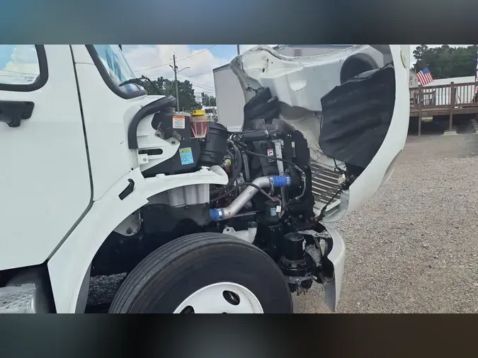 2019 FREIGHTLINER/MERCEDES M2 106